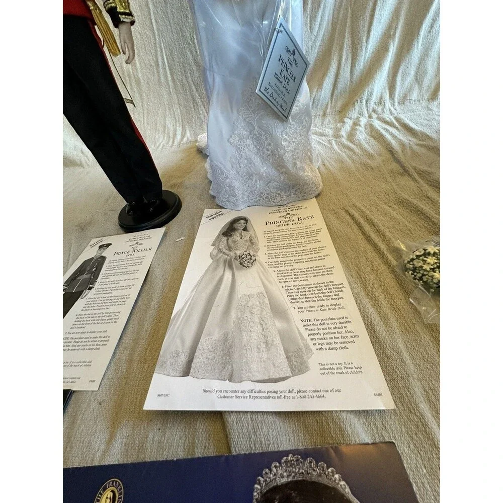 The Princess Kate Middleton Bride Prince William Groom Doll Danbury Complete